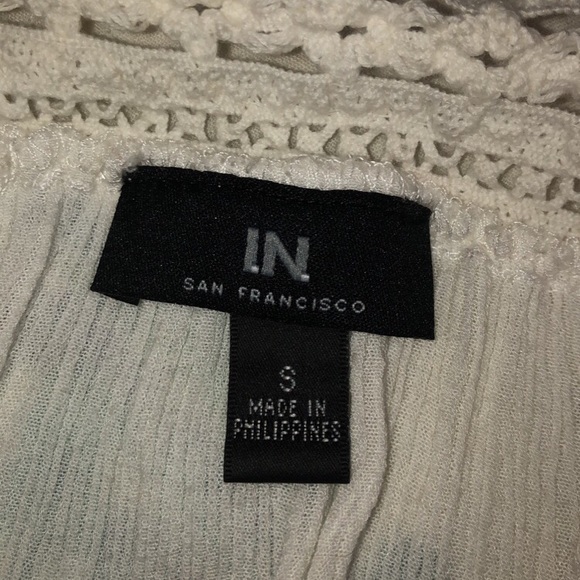 off the shoulder white lace shirt - Picture 3 of 3